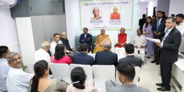 Union Finance Minister handed over loan letters worth Rs 5 crore to micro and small industries in Udaipur