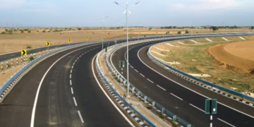 ढाई हजार किमी.के 8 ग्रीनफिल्ड एक्सप्रेस वे की डीपीआर की स्वीकृति जारी